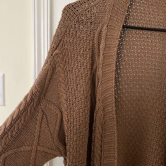 Size M American Threads Cardigan - Picture 2 of 3